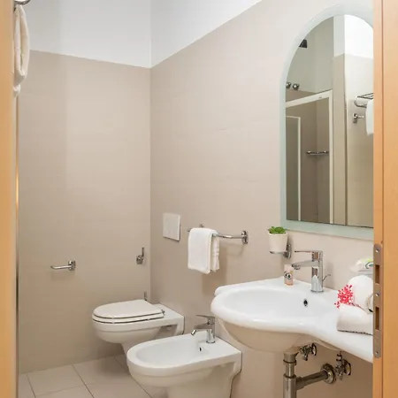 Hotel Park & Dependance Con 3*