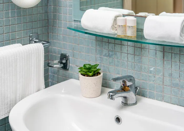 Hotel Park & Dependance Con 3*