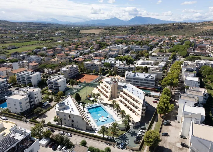 Park & Dependance Con Hotel 3*