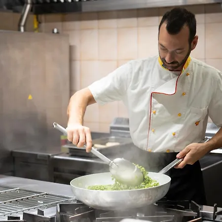 Park & Dependance Con 3*