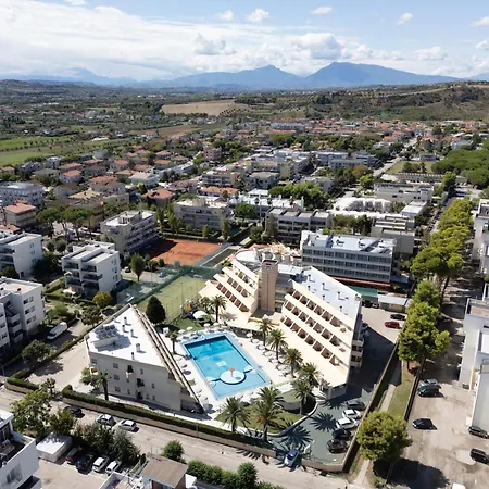 Park & Dependance Con Hotell 3*