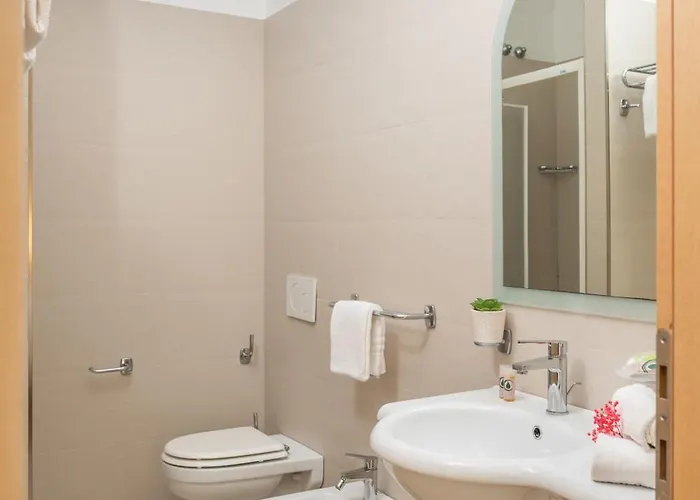 Otel Park & Dependance Con 3*