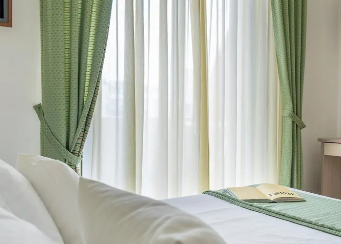 Park & Dependance Con Hotell 3*